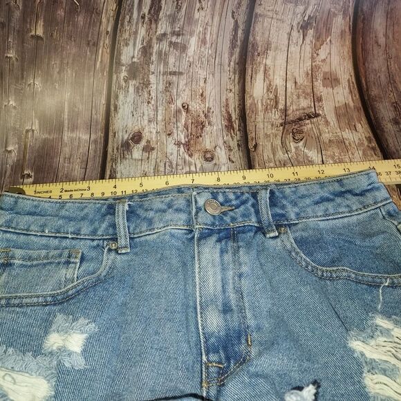 PacSun Blue Distressed Jean Shorts - Picture 3 of 12